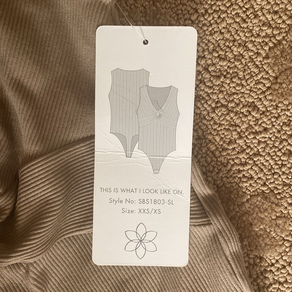 Aura new with tag bodysuit. - Picture 3 of 5